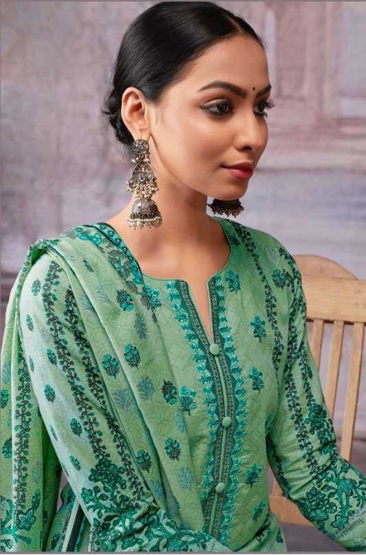 Super Hit Design Design no: 534 533 by Taj